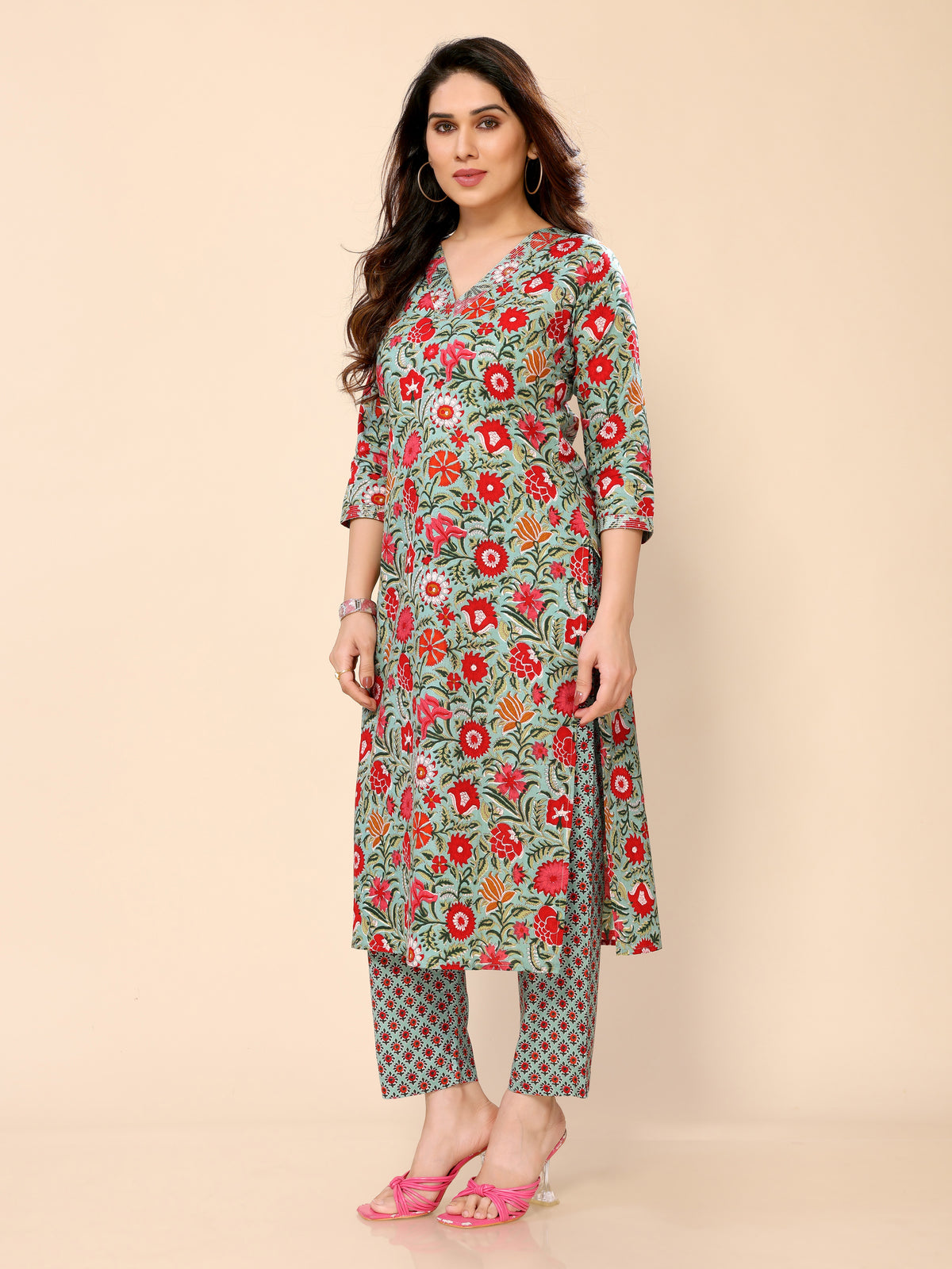 Cyan Green Women's Regular Fit Floral Printed Straight Kurti with Pant