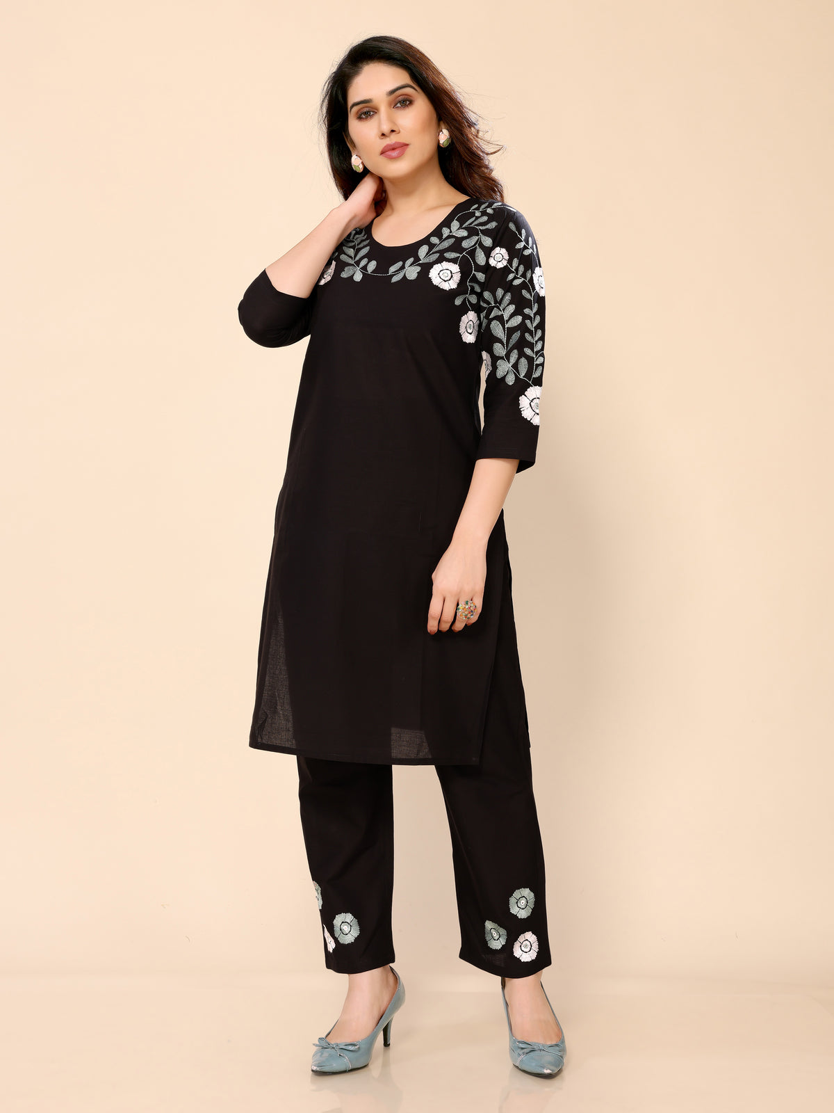 Women Floral Embroidered Thread Work Black Cotton Kurta with Trousers