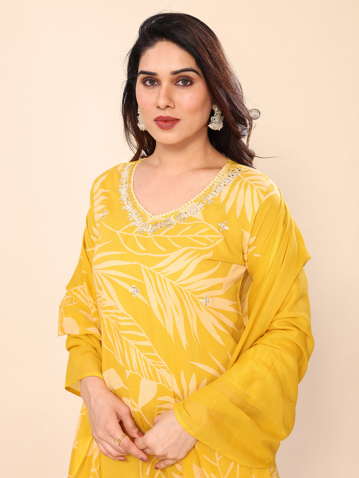 Yellow Floral Leaf Printed Neck Embroidery Kurta Pant & Dupatta Set
