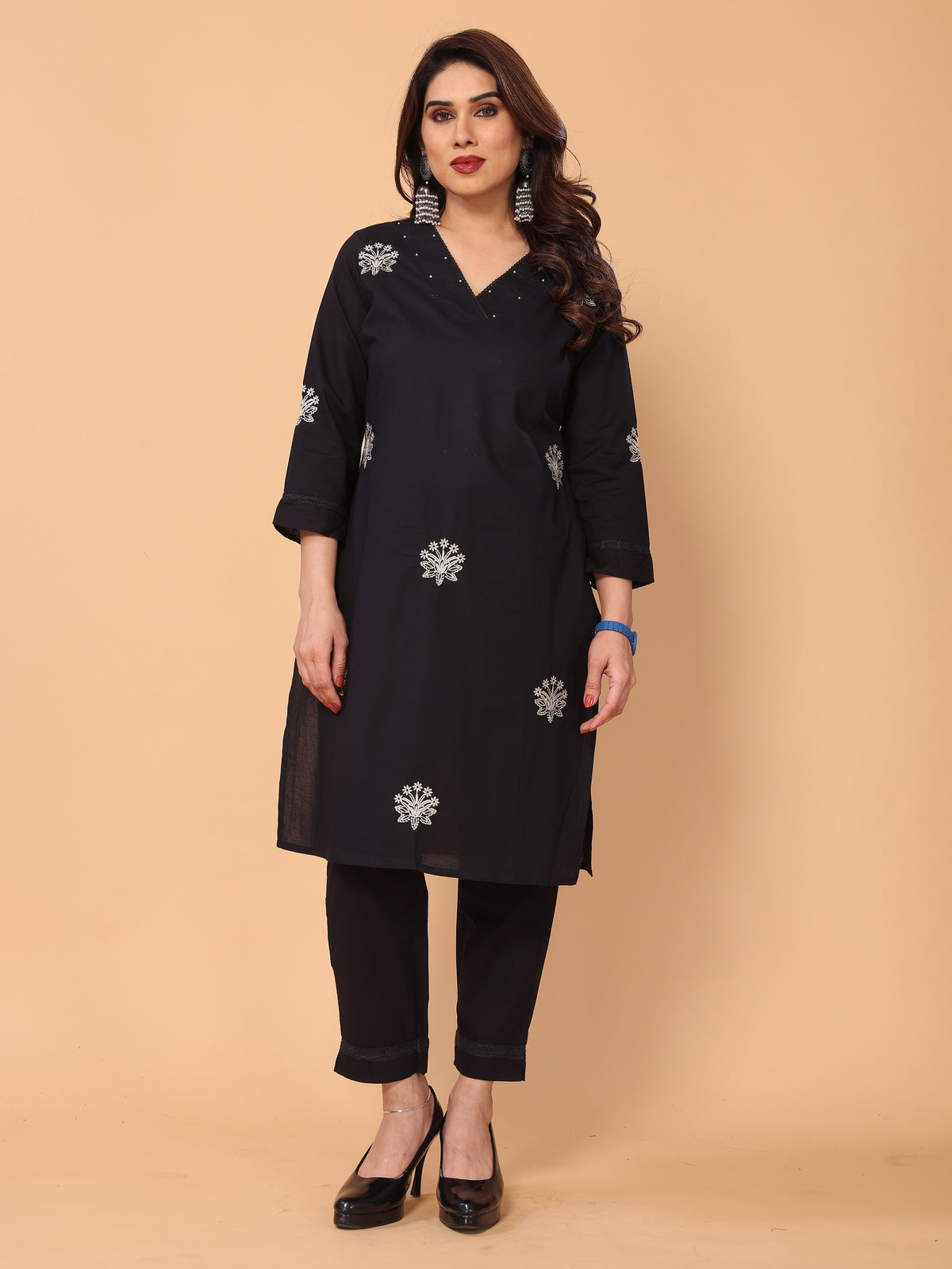 Charming Black Floral Embroidered Cotton Kurta Pant Set