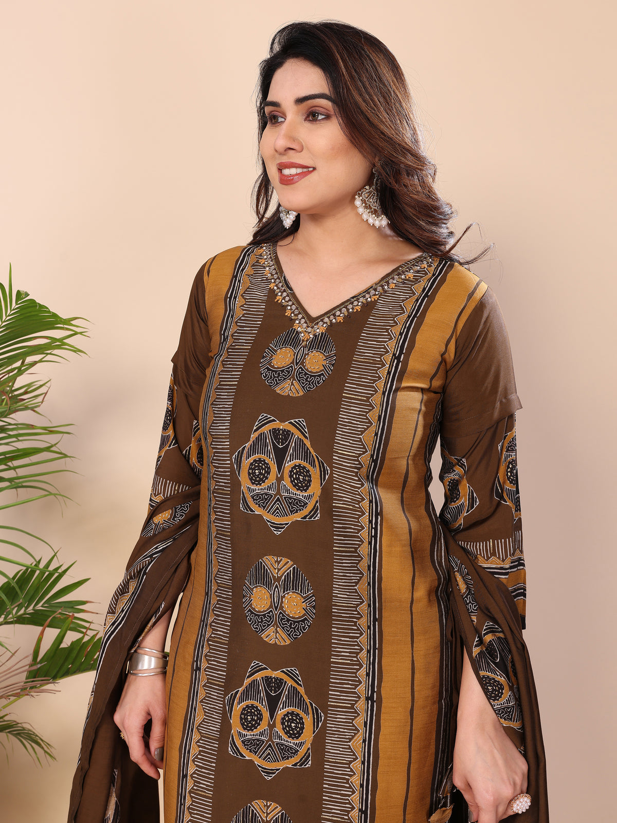 Kurta Pant Set With Dupatta