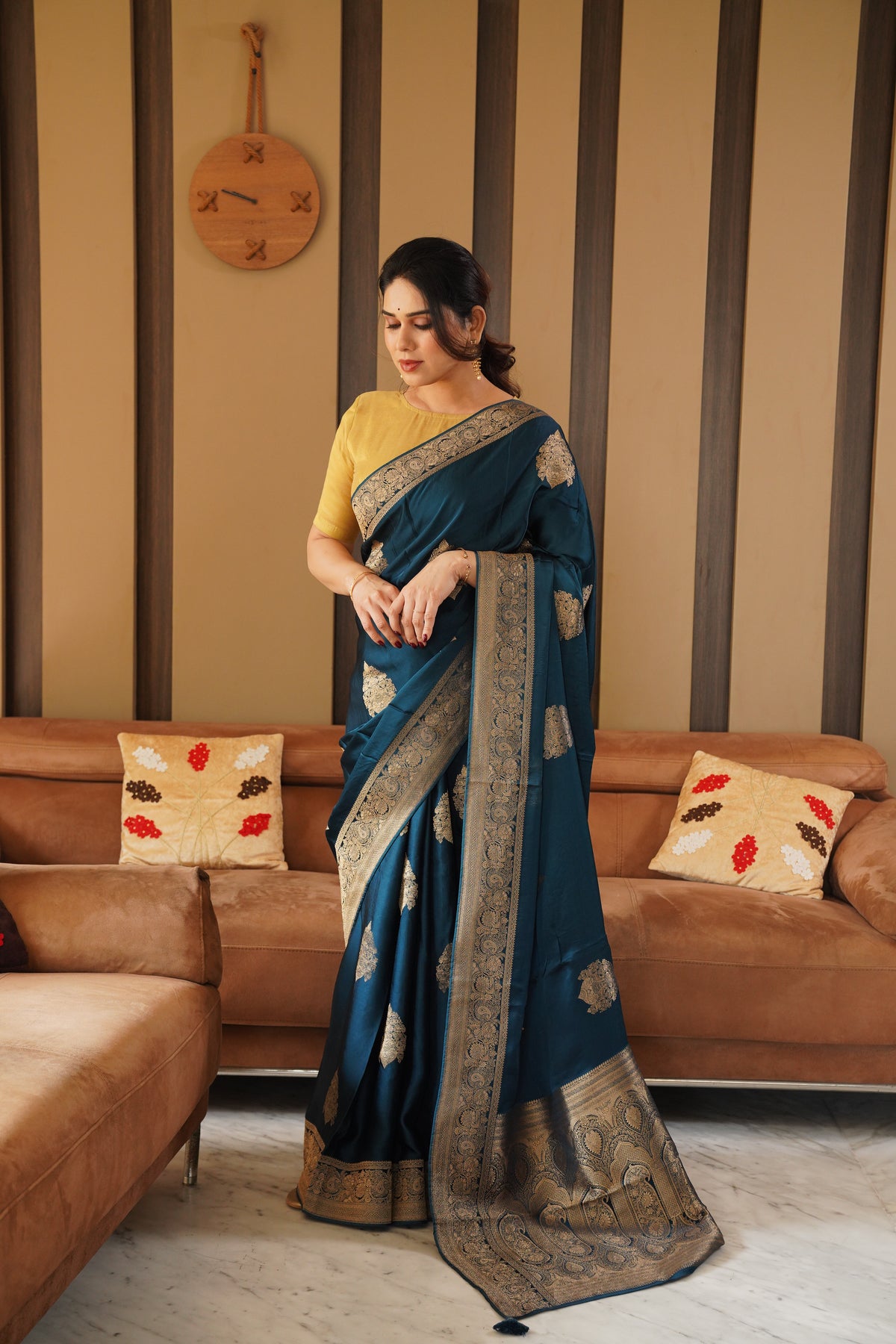 Rishika Premium Designer Saree – Elegant Contrast Border Collection