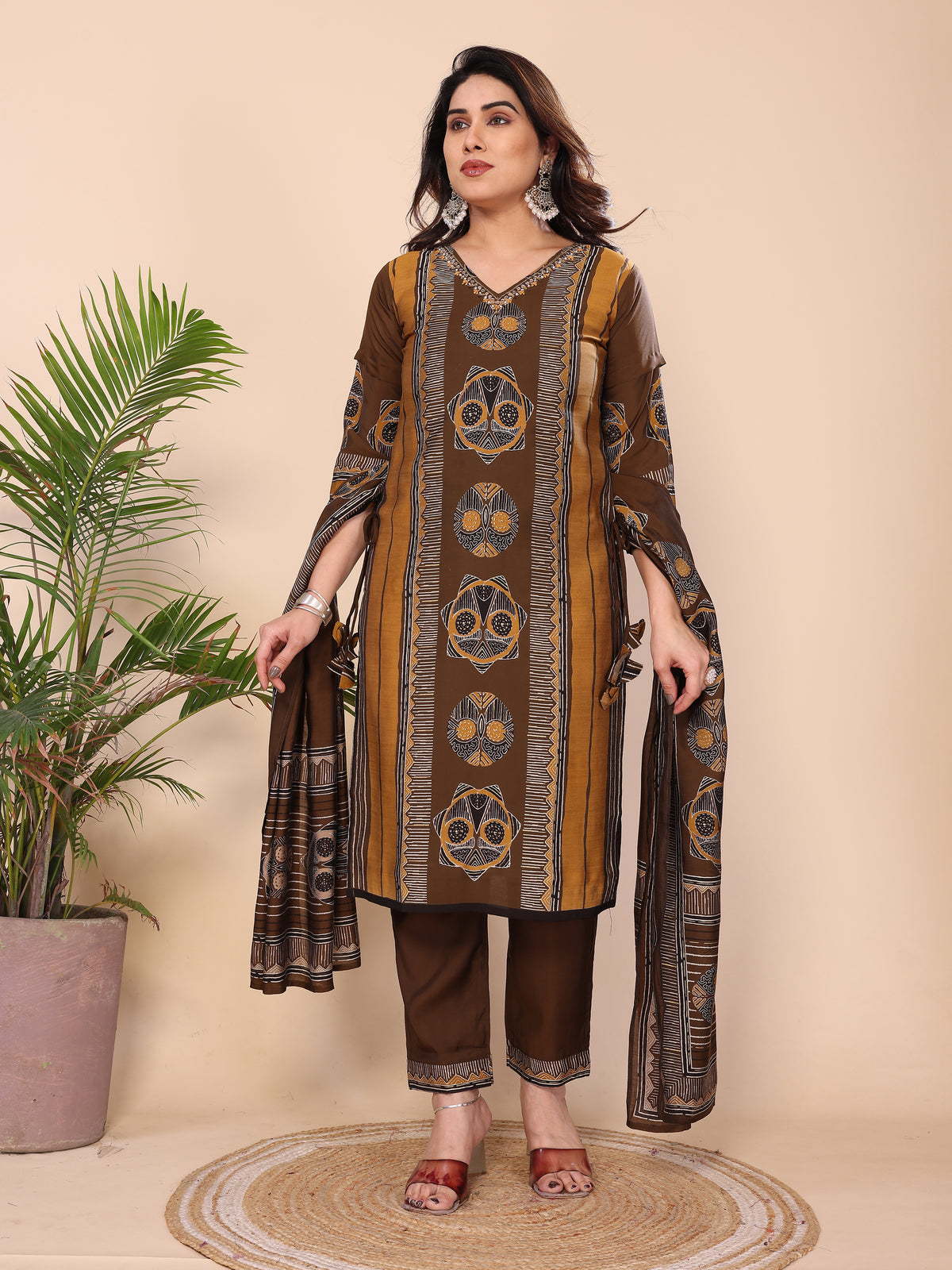 Kurta Pant Set With Dupatta