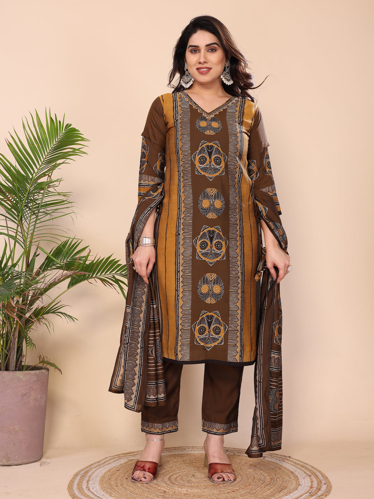 Kurta Pant Set With Dupatta